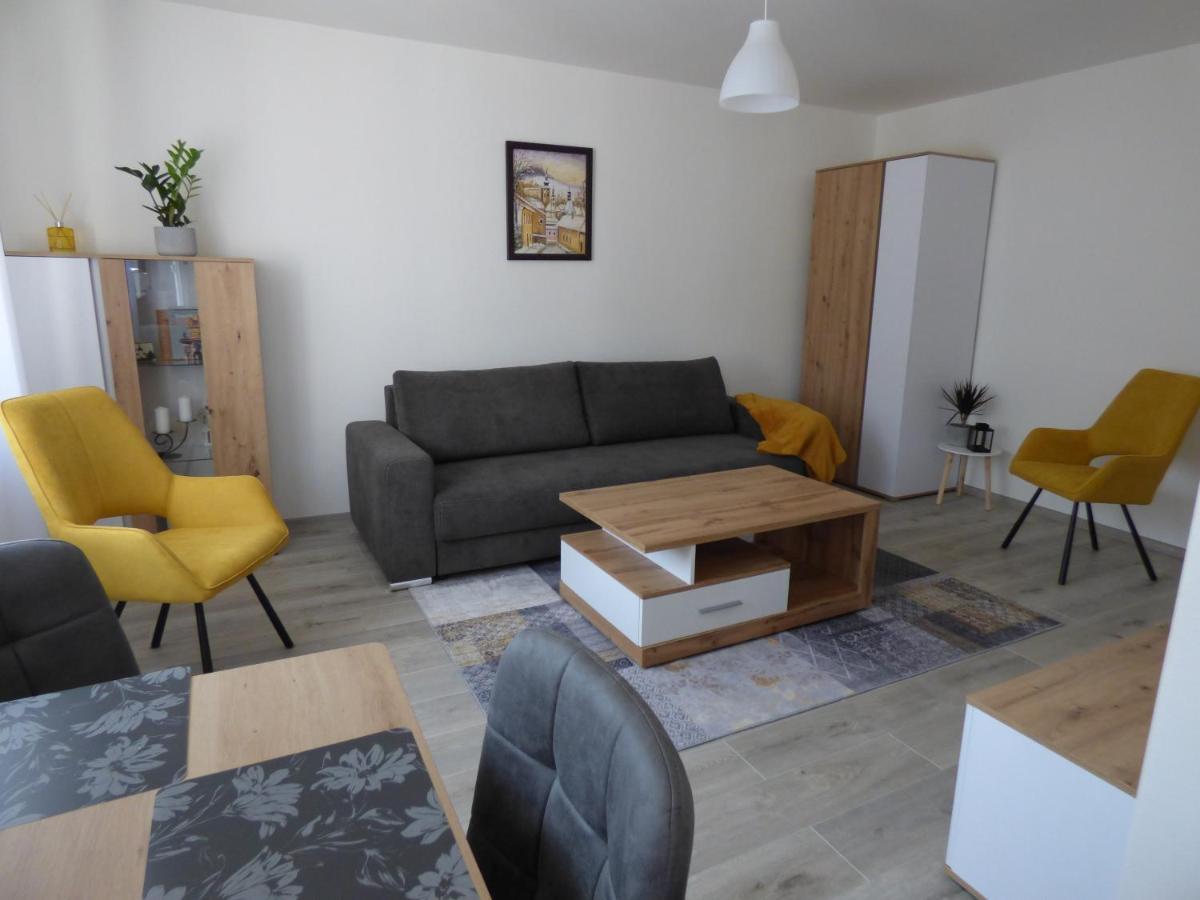 Apartman Dolinky Vyhne Exteriör bild