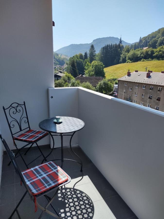 Apartman Dolinky Vyhne Exteriör bild